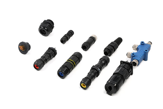 Plactic circular connector